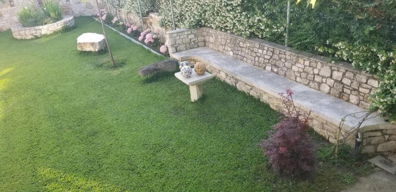 Lushnjë Country House Bubullime Albania מראה חיצוני תמונה