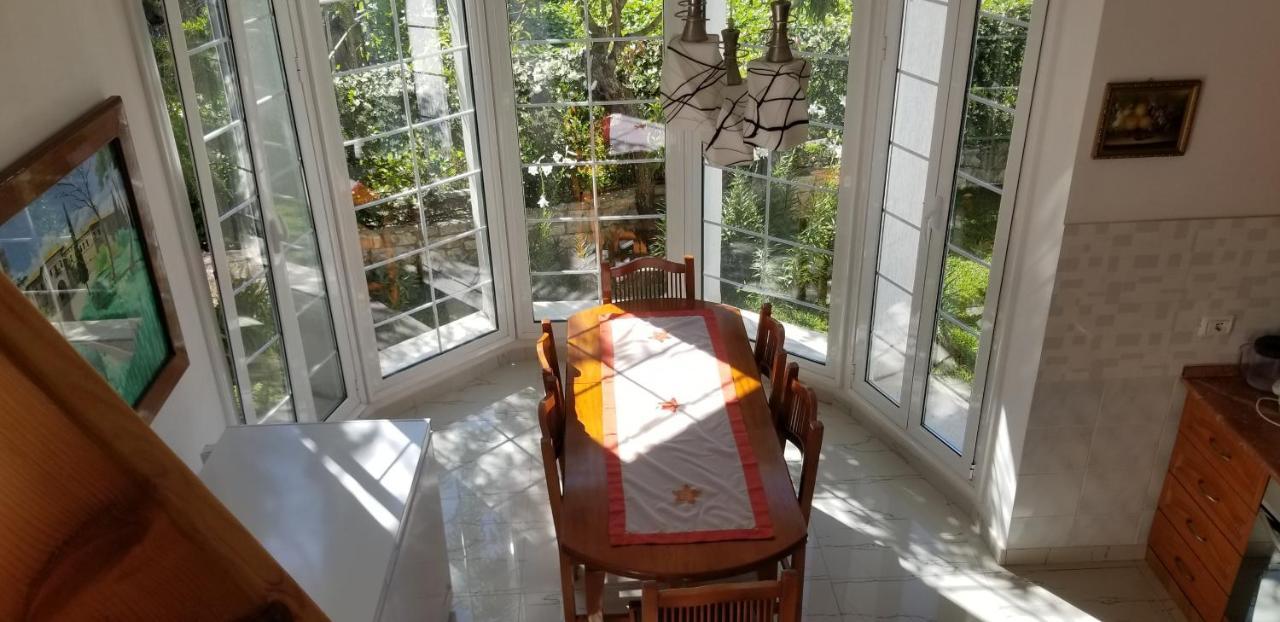 Lushnjë Country House Bubullime Albania מראה חיצוני תמונה